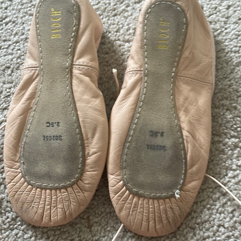 Girls ballet shoes
